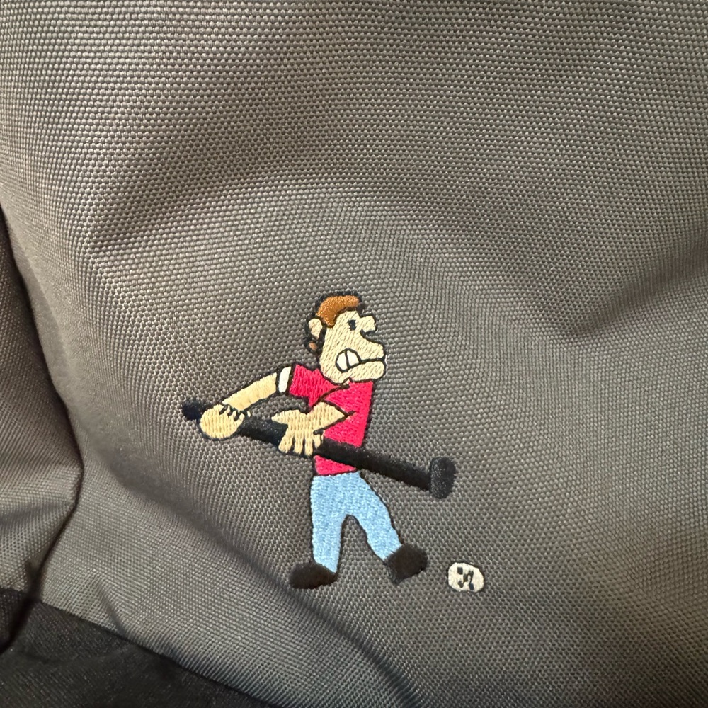 Projekt Backpack with Embroidered Design - Picture 2 of 9
